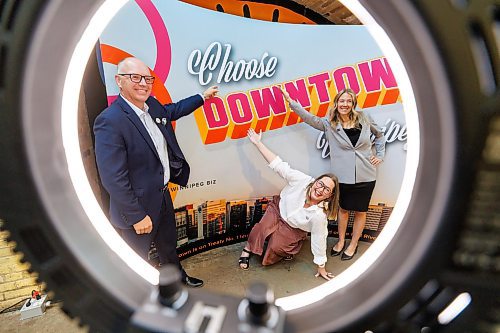 MIKE DEAL / FREE PRESS
Winnipeg Mayor Scott Gillingham, Kate Fenske CEO of Downtown Winnipeg BIZ, and Amelia Laidlaw chair of Downtown Winnipeg BIZ during the launch of the BIZ&#x2019;s new marketing campaign at The Forks Wednesday morning. 
Reporter: Gabrielle Piche 
240925 - Wednesday, September 25, 2024.