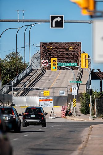 MIKAELA MACKENZIE / FREE PRESS
	
The shuttered Arlington Street Bridge on Wednesday, Sept. 25, 2024. Some city councillors recently heard preliminary options to repair the Arlington Bridge, though a long-awaited final report still hasn&#x574; been released.

For Joyanne story.
Winnipeg Free Press 2024