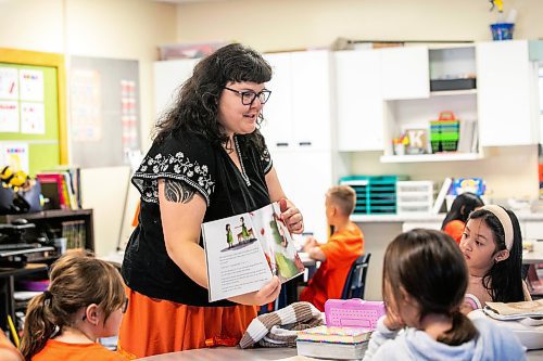 MIKAELA MACKENZIE / WINNIPEG FREE PRESS
	
Reanna Korade, grade three/four teacher at Victory School, reads a children&#x573; book about residential school to her class on Wednesday, Sept. 25, 2024. 

For Maggie story.
Winnipeg Free Press 2024