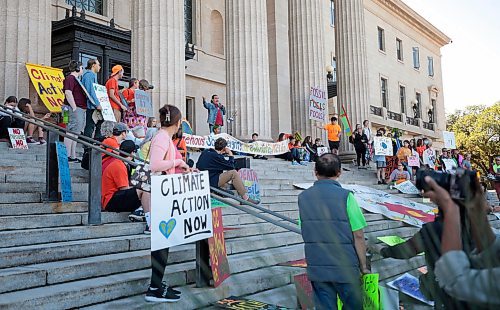 Ruth Bonneville / Free Press

standup - climate rally at Leg

People gather at the front of the Legislative Building over the lunch hour on  for climate rally Friday. 

 5 years after the global climate strike which saw 10,000+ people taking to Winnipeg streets to call for action, Manitobans will gather at the Legislature to connect with others who are concerned about climate change and call on our provincial government to support good, green jobs amidst a transition away from fossil fuels.



Sept 27th,  2024