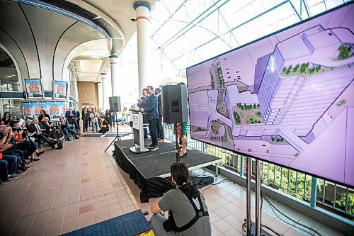 MIKAELA MACKENZIE / FREE PRESS
	
Premier Wab Kinew speaks at a federal funding announcement at Portage Place on Friday, Sept. 27, 2024.

For Joyanne Story.
Winnipeg Free Press 2024