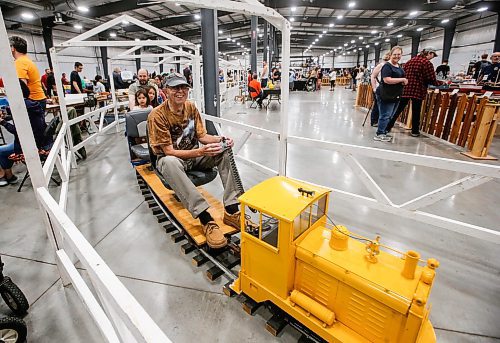 JOHN WOODS / FREE PRESS
Richard Persian, drives the train at the Manitoba Mega Train Show and Sale at the Red River Ex in Winnipeg Sunday, September 29, 2024.