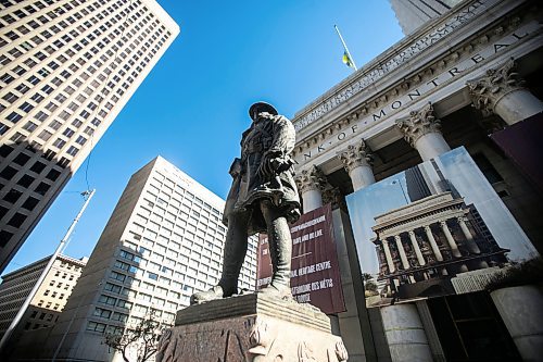 MIKAELA MACKENZIE / FREE PRESS
	
A First World War monument, which the city is calling to relocate from 335 Main Street to Brookside Cemetery to support the reopening of Portage and Main to pedestrians, on Friday, Sept. 27, 2024.

For Kevin story.
Winnipeg Free Press 2024