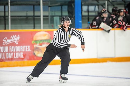 BROOK JONES / FREE PRESS
Ally Wareham Is a female linesperson with Hockey Manitoba and is pictured during second period action between the St. James Jr. Canucks and the visiting Charleswood Hawks in a Manitoba Major Junior Hockey League game at the Ab McDonald Arena in Winnipeg, Man., Friday, Sept. 27, 2024.