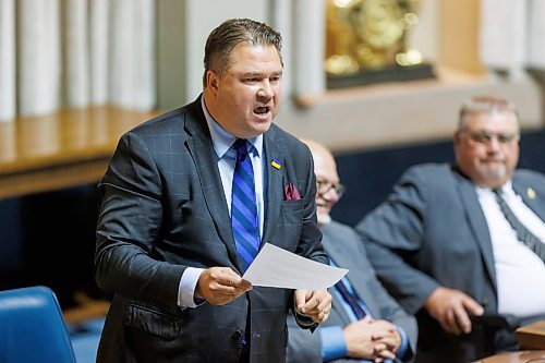 MIKE DEAL / FREE PRESS 
Former NDP, now independent, MLA (Fort Garry), Mark Wasyliw asks a question of his former boss, Premier Wab Kinew, during question period as the 1st session of the 43rd Legislature reconvenes Wednesday afternoon.
Reporter: Carol Sanders and Maggie Macintosh
241002 - Wednesday, October 02, 2024.