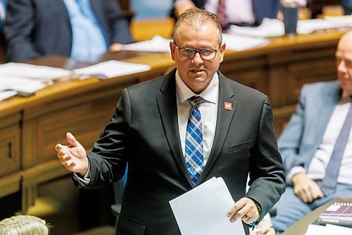 MIKE DEAL / FREE PRESS 
Wayne Ewasko, the interim leader of the Progressive Conservative Party, speaks in the Assembly Chamber as the 1st session of the 43rd Legislature reconvenes Wednesday afternoon.
Reporter: Carol Sanders and Maggie Macintosh
241002 - Wednesday, October 02, 2024.