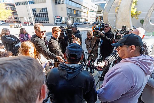 MIKE DEAL / FREE PRESS
Clarence Woodhouse speaks to the media as he leaves court with family and his lawyers after being acquitted and declared innocent of the killing that took place in Winnipeg in 1973.
Reporter: Katrina Clarke
241003 - Thursday, October 03, 2024.