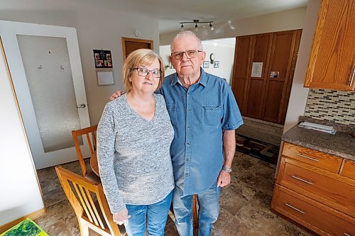 MIKE DEAL / FREE PRESS
Henry and Mary Braun, an elderly couple from Manitoba, lost more than a third of their life&#x2019;s savings to scammers,
Reporter: Tyler Searle
241003 - Thursday, October 03, 2024.