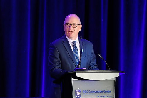 MIKE DEAL / FREE PRESS
Winnipeg Mayor Scott Gillingham speaks to about 400 attendees at the Retail Crime Summit that was held at the RBC Convention Centre Friday.
Reporter: Nicole Buffie
241004 - Friday, October 04, 2024.