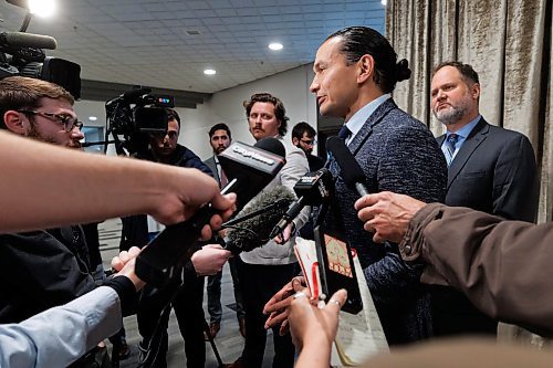 MIKE DEAL / FREE PRESS
Premier Wab Kinew, speaks to the media after talking to about 400 attendees at the Retail Crime Summit that was held at the RBC Convention Centre Friday.
Reporter: Nicole Buffie
241004 - Friday, October 04, 2024.