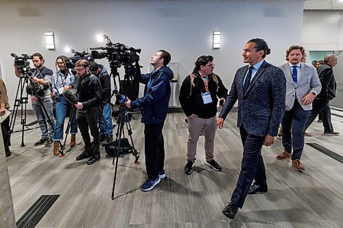 MIKE DEAL / FREE PRESS
Premier Wab Kinew, speaks to the media after talking to about 400 attendees at the Retail Crime Summit that was held at the RBC Convention Centre Friday.
Reporter: Nicole Buffie
241004 - Friday, October 04, 2024.