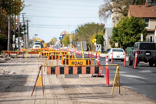 MIKAELA MACKENZIE / FREE PRESS
	
Construction on Ellice Avenue near Valour Road on Friday, Oct. 4, 2024.

For Joyanne story.
Winnipeg Free Press 2024