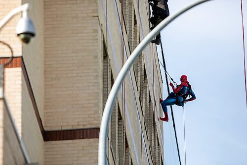 MIKAELA MACKENZIE / FREE PRESS
	
The third annual Suspended Superheroes event at HSC Children&#x2019;s Hospital on Friday, Oct. 4, 2024.

For Malak story.
Winnipeg Free Press 2024