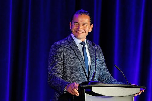 MIKE DEAL / FREE PRESS
Premier Wab Kinew, speaks to about 400 attendees at the Retail Crime Summit that was held at the RBC Convention Centre Friday.
Reporter: Nicole Buffie
241004 - Friday, October 04, 2024.