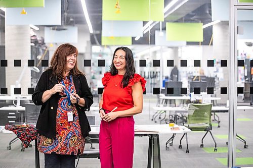 MIKAELA MACKENZIE / FREE PRESS
	
Makers-In-Residence Tracy Fehr (left) and Janet Murata in the IdeaMill at the Millennium Library on Monday, Oct. 7, 2024.

For AV story.
Winnipeg Free Press 2024