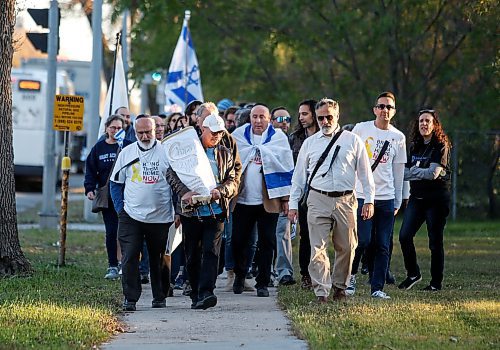 JOHN WOODS / WINNIPEG FREE PRESS
People attend a walk and memorial in support of victims of Oct 7  in Winnipeg Monday, October 7, 2024. 

Reporter: ?