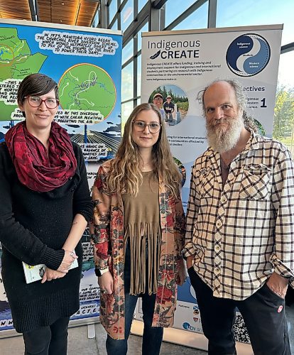 MARTIN CASH / FREE PRESS

Left-to-right - Ashley Wolfe, recent grad, Becky Filopoulos, coordinator at the Environmental Conservation Lab at the University of Manitoba and  St&#xe9;phane (Steph) McLachlan professor and coordinator of the Environmental Conservation Lab