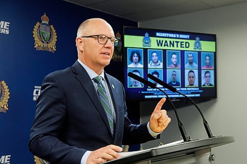 MIKE DEAL / FREE PRESS
Winnipeg Mayor Scott Gillingham speaks about the Manitoba Integrated Violent Offenders Apprehension Unit (MIVOAU) has conducted since they started operations and announce the launch of a new MIVOAU Most Wanted webpage during a press conference at the Winnipeg Police headquarters Tuesday morning.
WPS Inspector Jennifer McKinnon, RCMP Inspector Shawn Pike, Manitoba Justice Minister Hon. Matt Wiebe, Winnipeg Mayor Scott Gillingham, and Chair of Winnipeg Crime Stoppers Rob MacKenzie talk about the work that the Manitoba Integrated Violent Offenders Apprehension Unit (MIVOAU) has conducted since they started operations and announce the launch of a new MIVOAU Most Wanted webpage.
Reporter: Tyler Searle
241008 - Tuesday, October 08, 2024.