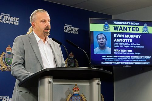 MIKE DEAL / FREE PRESS
Chair of Winnipeg Crime Stoppers Rob MacKenzie speaks about the Manitoba Integrated Violent Offenders Apprehension Unit (MIVOAU) has conducted since they started operations and announce the launch of a new MIVOAU Most Wanted webpage during a press conference at the Winnipeg Police headquarters Tuesday morning.
WPS Inspector Jennifer McKinnon, RCMP Inspector Shawn Pike, Manitoba Justice Minister Hon. Matt Wiebe, Winnipeg Mayor Scott Gillingham, and Chair of Winnipeg Crime Stoppers Rob MacKenzie talk about the work that the Manitoba Integrated Violent Offenders Apprehension Unit (MIVOAU) has conducted since they started operations and announce the launch of a new MIVOAU Most Wanted webpage.
Reporter: Tyler Searle
241008 - Tuesday, October 08, 2024.