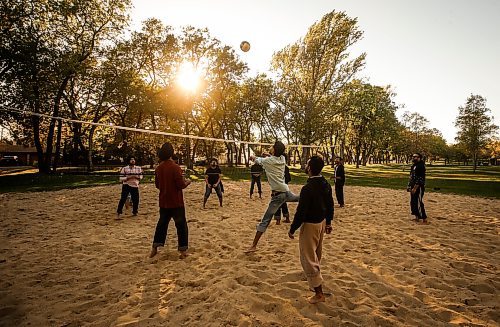 JOHN WOODS / WINNIPEG FREE PRESS
A group of friends play volleyball as they enjoy the warm weather and fall colours at Kildonan Park in Winnipeg Tuesday, October 8, 2024. The men are international students from Punjab and studying business administration at Providence University College.

Reporter: s/u