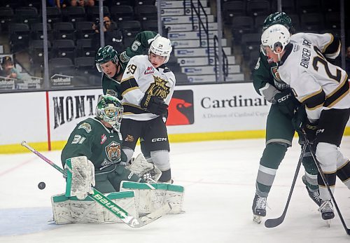 08102024
Ben Binder Nord #20 of the Brandon Wheat Kings slips the puck past goalie Jesse Sanche #31 of the Everett Silvertips for a goal during WHL action at Westoba Place on Tuesday evening.
(Tim Smith/The Brandon Sun)