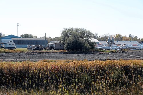 A trailer court and the surrounding land in Boissevain is scheduled to become industrial property, allowing the expansion of the neighbouring business Western Archrib. (Connor McDowell/Brandon Sun)