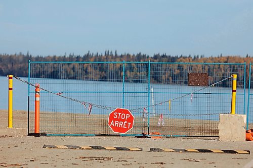 09102024
Gates prevent vehicle access to boat cove in near Wasagaming in Riding Mountain National Park as the ongoing assessment of zebra mussel infestation in the lake continues.
(Tim Smith/The Brandon Sun)