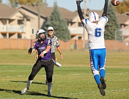 11102024
Quarterback Coleton Malyon #10 of the Vincent Massey Vikings throws a pass during high school varsity football action against the River East Kodiaks at VMHS on a beautiful Friday afternoon. 
(Tim Smith/The Brandon Sun)