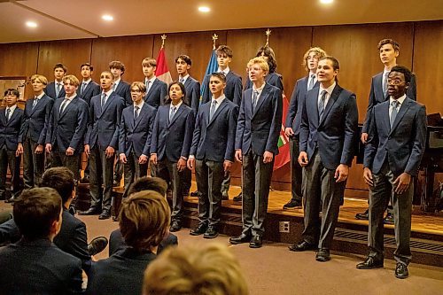 BROOK JONES/FREE PRESS
The Winnipeg Boys Choir is celebrating its centennial this year. Pictured. The Winnipeg Boys Choir senior chorus sing Regina Coeli by Dan Davison as co-conductor Spencer Duncanson leads the group at Government House in Winnipeg, Man., Thursday, Oct. 10, 2024. The local choir performed for Lt.-Gov. Anita Neville in celebration of their centennial milestone.