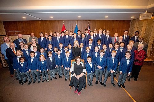 BROOK JONES/FREE PRESS
The Winnipeg Boys Choir is celebrating its centennial this year. Members, including alumni, of the local choir are pictured with Manitoba Lt.-Gov. Anita Neville (sitting) at Government House in Winnipeg, Man., Thursday, Oct. 10, 2024.