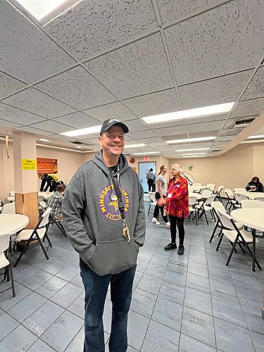 Gabrielle Piché / FREE PRESS
Ed Buller, manager of Union Gospel Mission’s Princess Street location, stands in the dining room post-Thanksgiving meals.