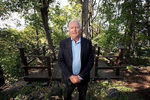 Peter Squire, vice-president of external relations and market intelligence at WinnipegREALTORS, at his home in Winnipeg. (Winnipeg Free Press)