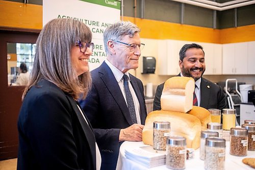 MIKAELA MACKENZIE / FREE PRESS
	
Elaine Sopiwnyk, VP of technical services at Cereals Canada (left), Terry Duguid, MP for Winnipeg South, and Dean Dias, CEO of Cereals Canada, pose for photos after announcing investments in Canadian cereals at the Cereals Canada Pasta Lab on Tuesday, Oct. 15, 2024.

For Martin Cash story.
Winnipeg Free Press 2024