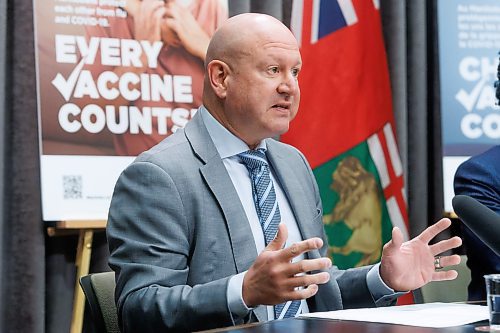 MIKE DEAL / FREE PRESS
Health, Seniors and Long-Term Care Minister Uzoma Asagwara and Dr. Brent Roussin, chief provincial public health officer, hold a press conference urging Manitobans to get their flu and COVID19 vaccine booster shots, Wednesday morning at the Manitoba Legislative building.
Reporter: Maggie Macintosh
241016 - Wednesday, October 16, 2024.