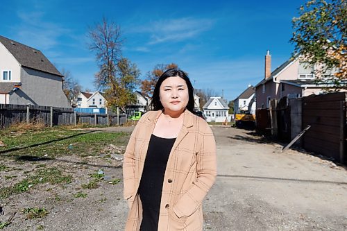 MIKE DEAL / FREE PRESS
Maria Suzuki, a property owner who has been charged for fire responses at her vacant property at 456 Elgin Ave.
Reporter: Joyanne Pursaga
241016 - Wednesday, October 16, 2024.