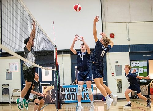 BROOK JONES / FREE PRESS
The River East Kodiaks varsity boys volleyball team earned a victory over the visiting Garden City Gophers in three straight sets (26-24, 25-14, 25-18-) in AAAA KPAC Tier 1 volleyball action at River East Collegiate in Winnipeg, Man., Wednesday, Oct. 16, 2024. Pictured: River East Kodiaks Tanner Naghtigall (No. 8), who plays middle, goes up for the hit after being set the volleyball by teammate Matthew Brown (No. 4).