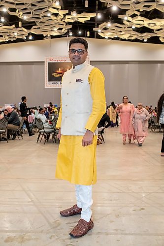 BROOK JONES/FREE PRESS
The Hindu Society of Manitoba hosts its annual Diwali Mela (Festival of Lights) at the RBC Convention Centre in Winnipeg, Man. Saturday, Oct. 19, 2024. Pictured: Amit Khedekar is dressed Bollywood style as he is wearing a nehru vest with a kurta pajama.