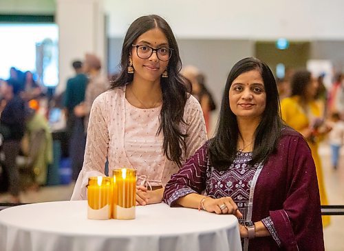 BROOK JONES/FREE PRESS
The Hindu Society of Manitoba hosts its annual Diwali Mela (Festival of Lights) at the RBC Convention Centre in Winnipeg, Man. Saturday, Oct. 19, 2024. Pictured: Sara Eateo (left) is wearing a modern lehenga choli and Meena Eateo is wearing a ghagra choli.