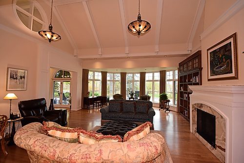 Todd Lewys / Free Press
An ornate vaulted ceiling, gas fireplace with gorgeous marble surround and five-piece bay window that looks out onto the river makes the great room a very special space.