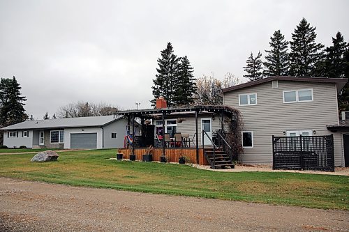 Two generations of homes sit on the farm property in Erickson, one for Scott Gray and his wife Emma, who grew up in the home. The second house, on the left, is for Emma's father Norval and his wife. (Connor McDowell/Brandon Sun)