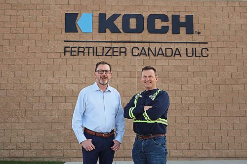 22102024
Managing Director Kelly Simonson and Plant Manager Rodi Sveistrup with Koch Fertilizer Canada.
(Tim Smith/The Brandon Sun)