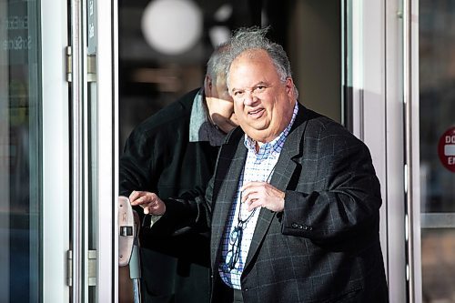 MIKAELA MACKENZIE / FREE PRESS
	
Sandy and Robert Shindleman, president and executive vice president of Shindico, leave the law courts on Wednesday, Oct. 23, 2024.

For Dan story.
Winnipeg Free Press 2024