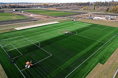 24102024
Work continues on the Maple Leaf Foods Sports Complex along Veterans Way east of First Street North in Brandon on Thursday. 
(Tim Smith/The Brandon Sun)