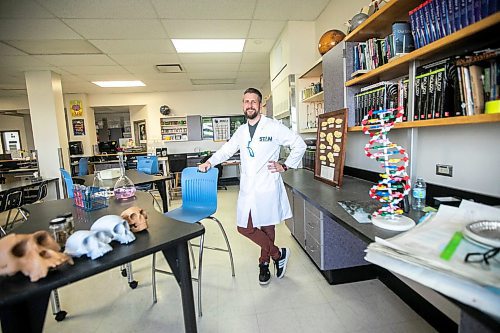 MIKAELA MACKENZIE / FREE PRESS
	
John Wren, president of the Science Teachers' Association of Manitoba, in his Tec Voc classroom on Thursday, Oct. 24, 2024. Manitoba is piloting a new science curriculum that puts lessons on evolution, genetics and Indigenous ways of knowing at the forefront of classroom labs.

For Maggie story.
Winnipeg Free Press 2024