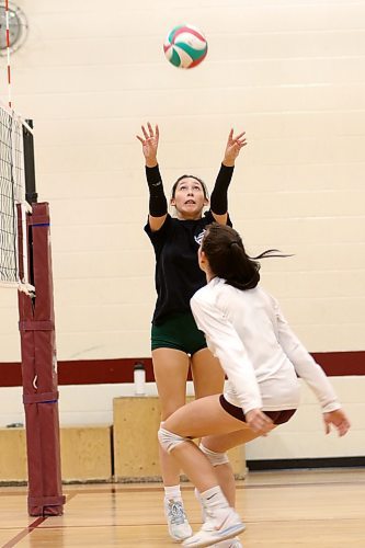 Provincial team setter Tyra Lasuik is in her rookie women's volleyball season at Assiniboine College. (Thomas Friesen/The Brandon Sun)