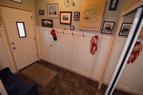 Todd Lewys / Free Press
Families will appreciate the utility of the oversized entrance hall next to the kitchen, which is essentially a modern, function-filled mudroom.