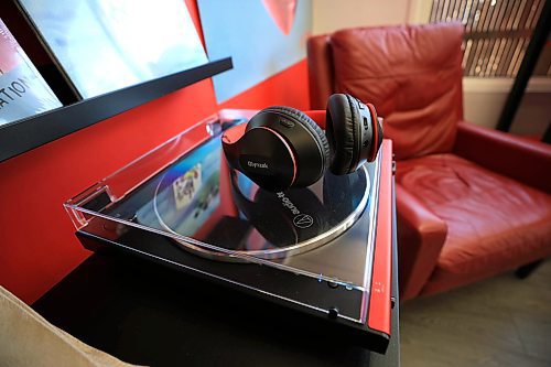 Ruth Bonneville / Free Press

ENT - Two French Men

Photo of headphones and record player in a listening corner of the store.  Customers can preview a record if it is already opened. 

Two French men &#x420;Ryan and Sam French, to be exact &#x420;have opened a new record and coffee shop on Tache, giving the busy St. Boniface commercial strip its only music store. The father-son duo started discussing the idea of opening a record shop this spring, with dad Ryan, 54, leaving his corporate gig in the coffee packaging industry and Sam, 22, putting his anthropology and archaeology studies on hold to give the store its start earlier this month. 

See story by Ben Waldman


Oct 28th, , 2024
