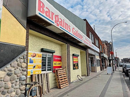 Ruth Bonneville / Free Press

Local - Machete 

Mug shot of Bargains Galore on Selkirk Ave. for story.  

See story by Carol Sanders.

 Nov 1st,  2024
