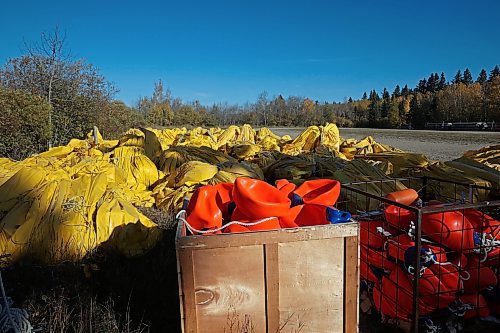 09102024
The underwater curtain that was briefly used this summer in an attempt to contain zebra mussels in Clear Lake sits near boat cove on Wednesday. 
(Tim Smith/The Brandon Sun)