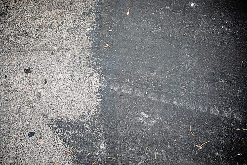 MIKAELA MACKENZIE / FREE PRESS
	
Freshly paved Augusta Drive near Chancellor Drive at the north (Arthur A. Leach Junior High) end on Tuesday, Oct. 1, 2024.

For long-term construction story.
Winnipeg Free Press 2024